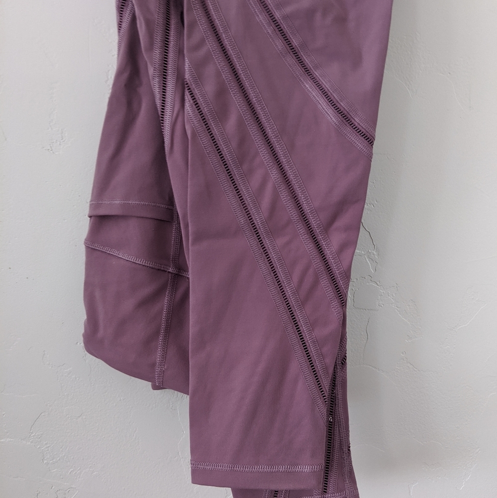 SOLD Victoria's secret Leggings